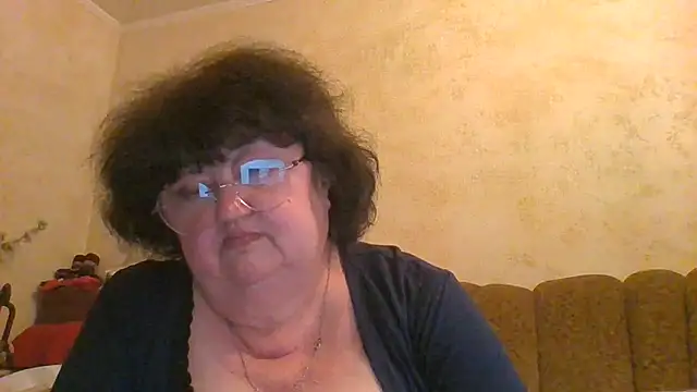 MilaSky5303 live cam on StripChat