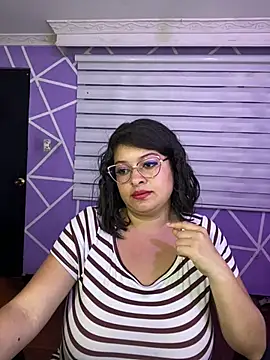 MiiaaJoness