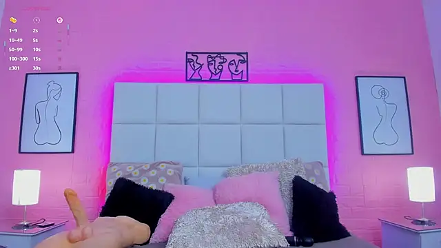 charlotte_kisss