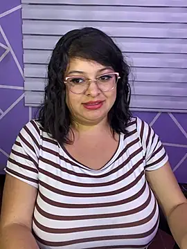 MiiaaJoness