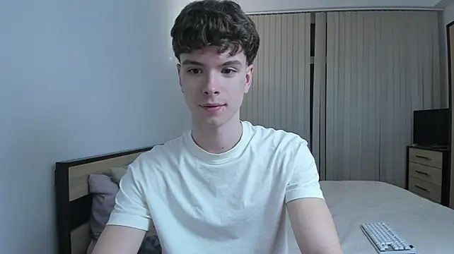 calvin_love_you (M twink) - Make Me Topless 💕
