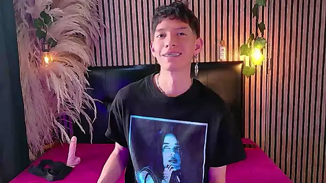 heyy_noah11 (M young) - show oil more hot dance and masturbation