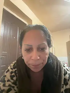 wildfarmbabe (F milf) - Tits oil show