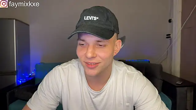 nikclak (M young) - HOT CUMSHOW