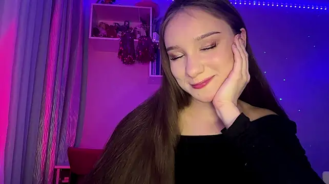 DonetteAlaya webcam