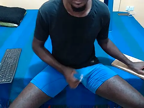 kurtbigcock webcam