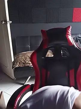 Gustav_boy live sex cam