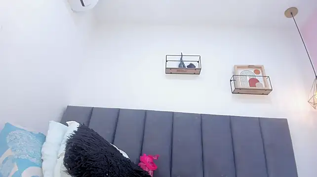 sam_doll_