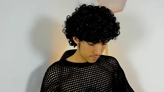 santi_twink