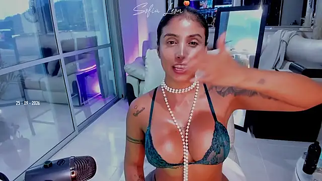 sofiasexhot