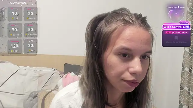 Emma_Tiny69
