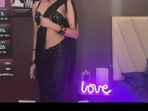 Luscious_Anika webcam