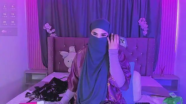 Nayla-Mouna