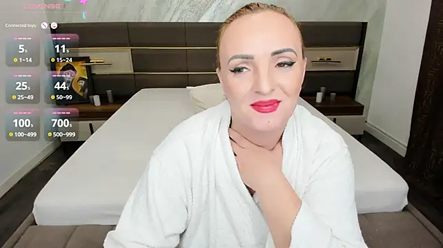 AnneRainn live cam on StripChat