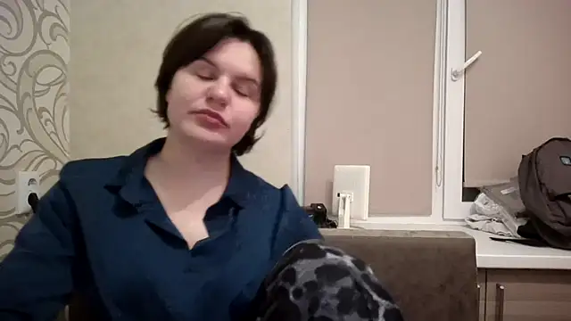 Kavoreli live cam on StripChat