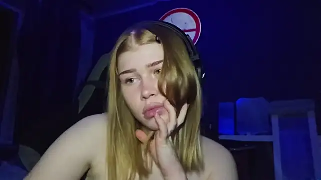 LizaVogan live sex cam