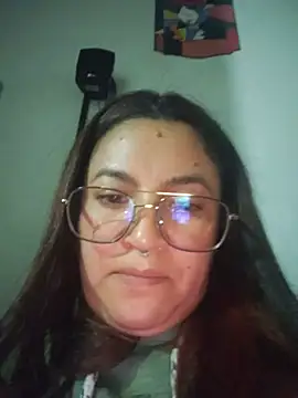 samm_curvy