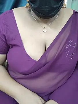 Floraa-Queen