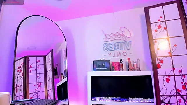 Sweett_Alexaa