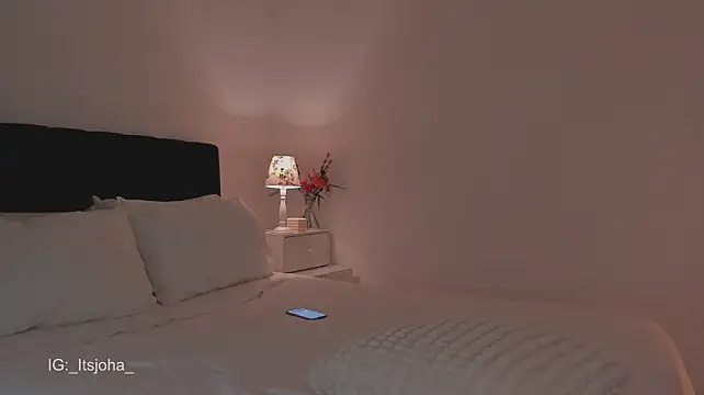 Lovinggirl_