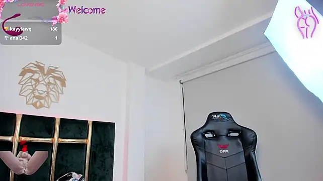 victoria_mooree live cam