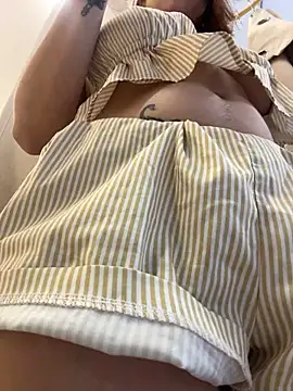 sophie_valencia live cam