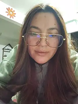 samm_curvy