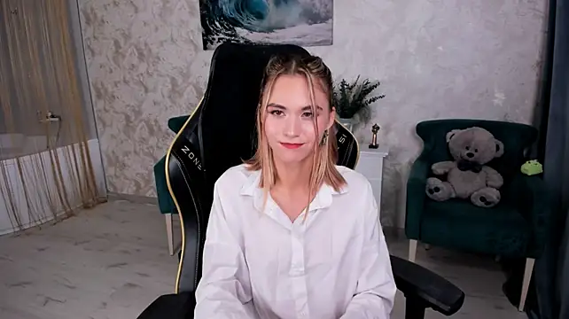 EllaCurtis