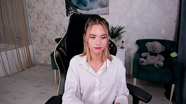 EllaCurtis