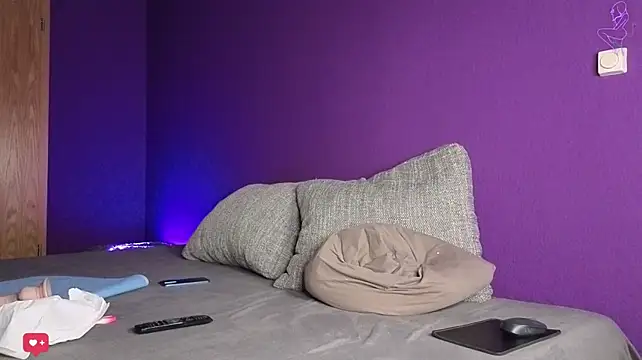 Milla4you_ live cam