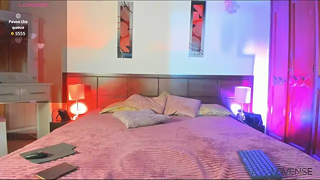 MiaMarin_hot