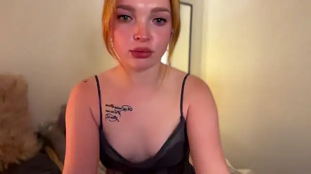 MarianaTease live cam on StripChat