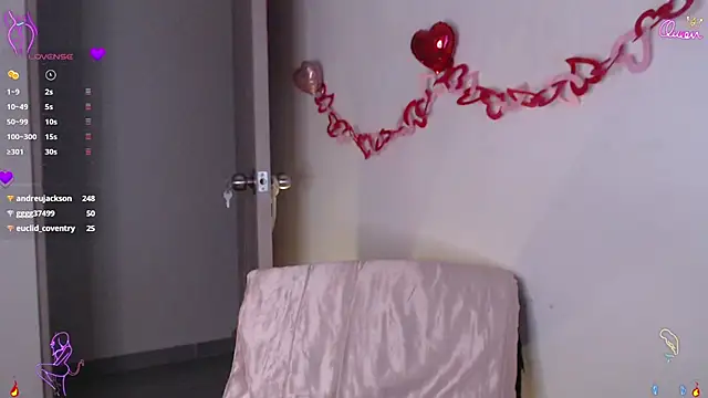 scarlett_diamond11 live cam on StripChat