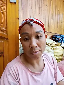 vtmbae live cam on StripChat