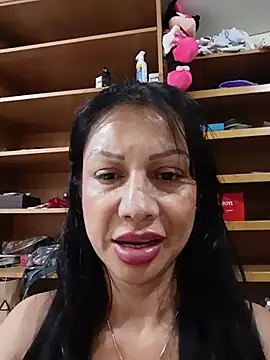 Grace_Velvet live cam on StripChat