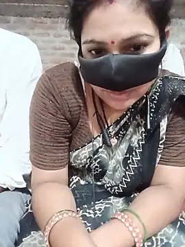 Indiansexycouple2