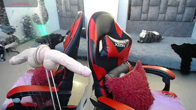 lia_queen04