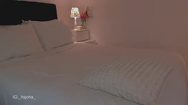 Lovinggirl_