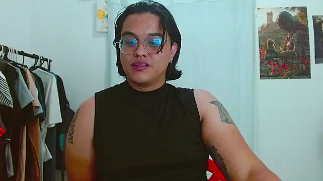 Diane_exotic live cam on StripChat