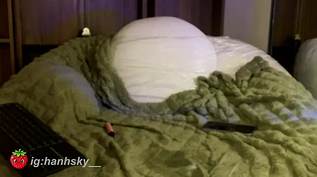 HannahSky_