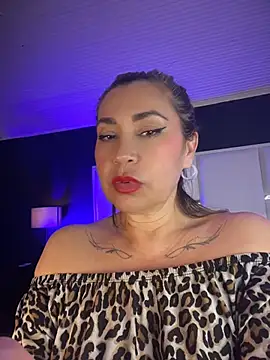 Samantha_Milf__