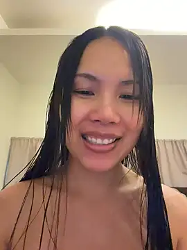 redlacewassi live cam on StripChat
