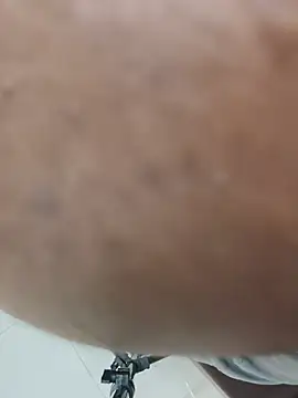 B-B-C-8 live cam on StripChat