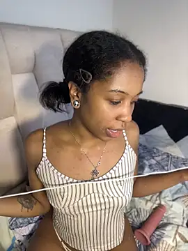 Zaira_Rose_