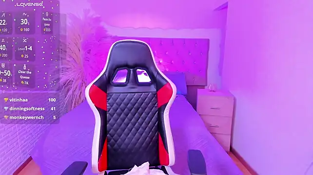 NahomiRichards_