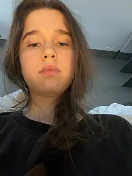 HornyGirlH