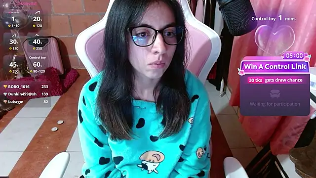 Maggie_Fox3