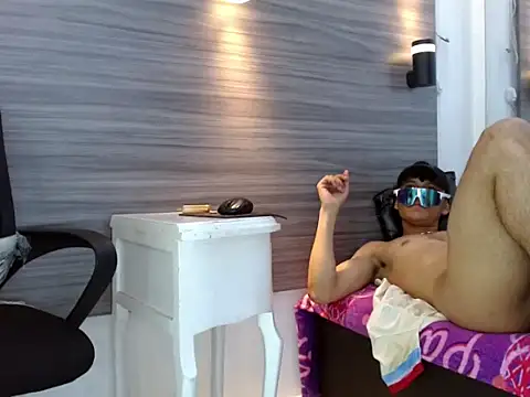 danteseth (M young) - ALL NAKED🥵