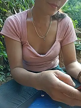 Heryy_xx live cam on StripChat