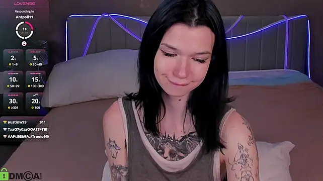 Live room thumbnail for blue__goth